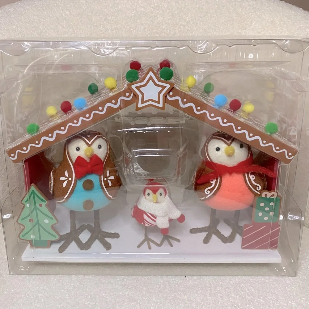 NWT Target Wondershop 4pc Featherly Friends Gingerbread House - Picture 7 of 11